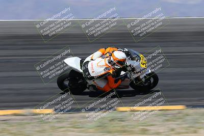 media/Apr-05-2024-Apex Assassins-CVMA Friday Practice (Fri) [[ee2ef04f2b]]/3-Racer 2/Session 3 (Bowl Speed Pans)/